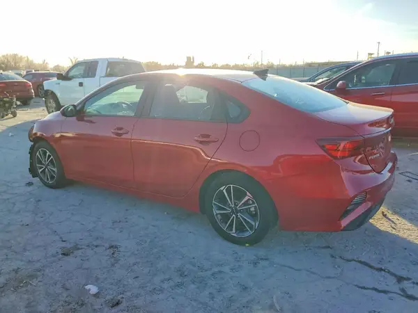 3KPF24ADXNE464165 2022 KIA FORTE - Image 2