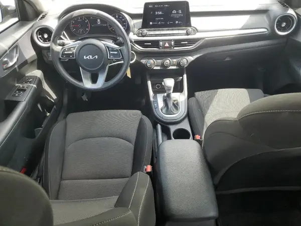 3KPF24ADXNE467275 2022 KIA FORTE - Image 8