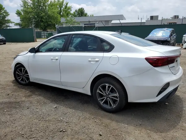 3KPF24ADXNE467440 2022 KIA FORTE - Image 2