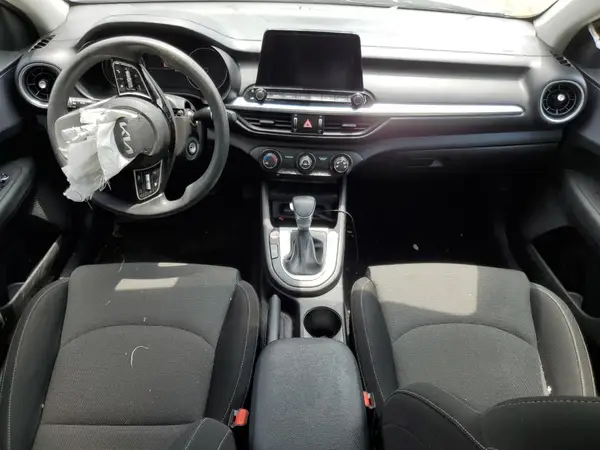 3KPF24ADXNE467440 2022 KIA FORTE - Image 8