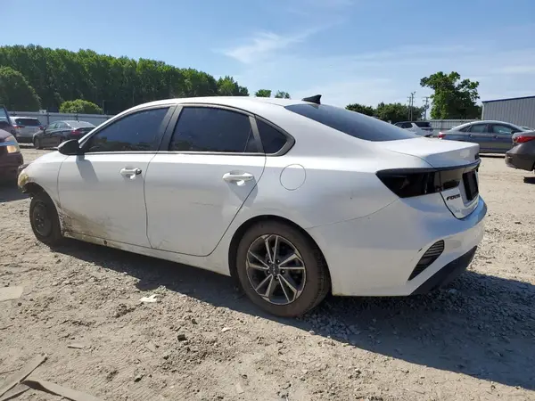3KPF24ADXNE470015 2022 KIA FORTE - Image 2