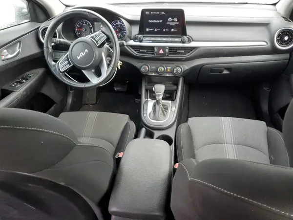 3KPF24ADXNE470306 2022 KIA FORTE - Image 8