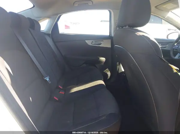 3KPF24ADXNE474369 2022 KIA FORTE - Image 8
