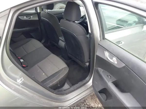 3KPF24ADXNE482505 2022 KIA FORTE - Image 8
