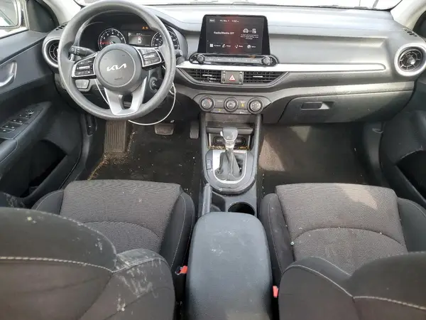 3KPF24ADXNE483380 2022 KIA FORTE - Image 8