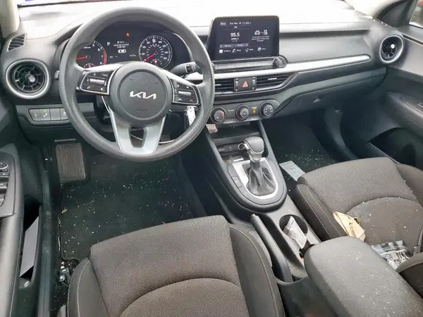 3KPF24ADXNE484724 2022 KIA FORTE - Image 8