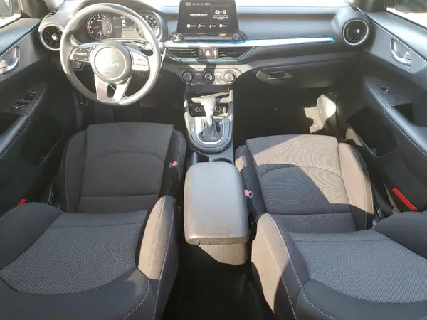 3KPF24ADXNE485601 2022 KIA FORTE - Image 8