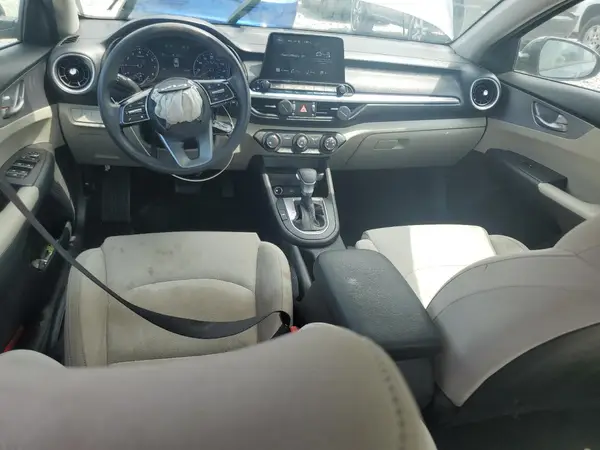 3KPF24ADXNE487459 2022 KIA FORTE - Image 8