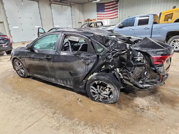 3KPF24ADXNE488630 2022 KIA FORTE - Image 2