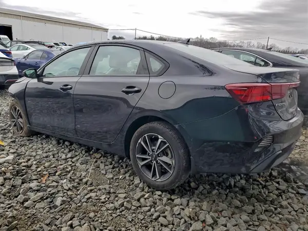 3KPF24ADXNE495450 2022 KIA FORTE - Image 2
