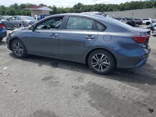 3KPF24ADXNE495495 2022 KIA FORTE - Image 2