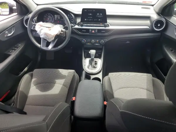 3KPF24ADXNE495495 2022 KIA FORTE - Image 8