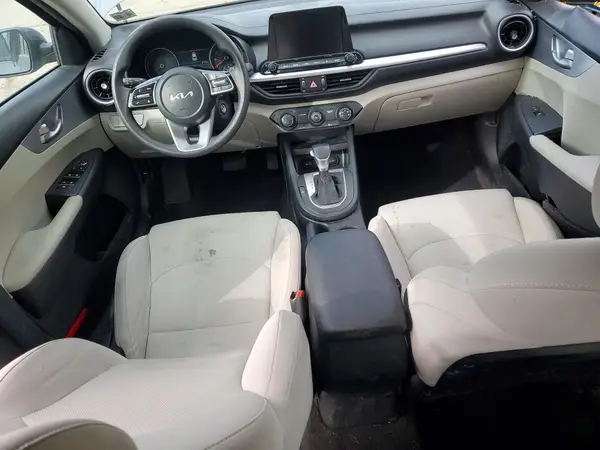3KPF24ADXNE496257 2022 KIA FORTE - Image 8