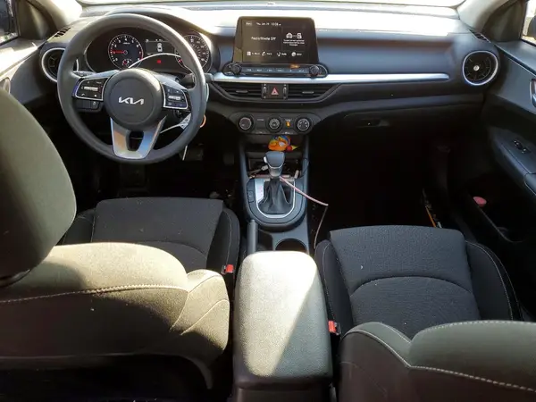 3KPF24ADXNE500694 2022 KIA FORTE - Image 8
