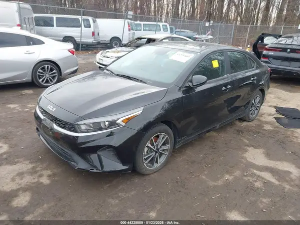 3KPF24ADXNE503627 2022 KIA FORTE - Image 2