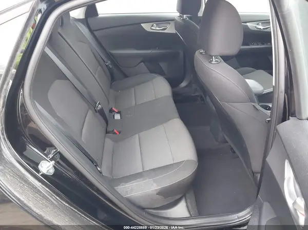 3KPF24ADXNE503627 2022 KIA FORTE - Image 8