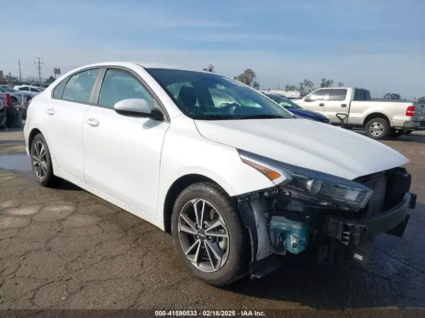 3KPF24ADXNE503756 2022 KIA FORTE - Image 1