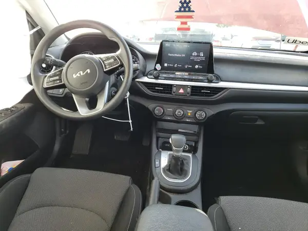 3KPF24ADXPE505039 2023 KIA FORTE - Image 8