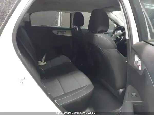 3KPF24ADXPE505980 2023 KIA FORTE - Image 8