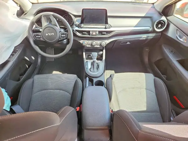 3KPF24ADXPE509463 2023 KIA FORTE - Image 8