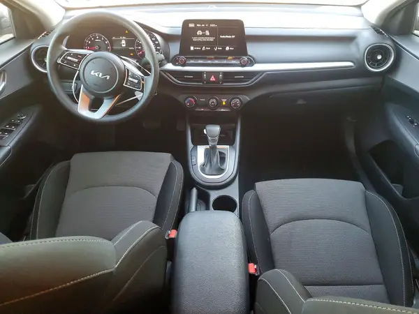 3KPF24ADXPE512136 2023 KIA FORTE - Image 8