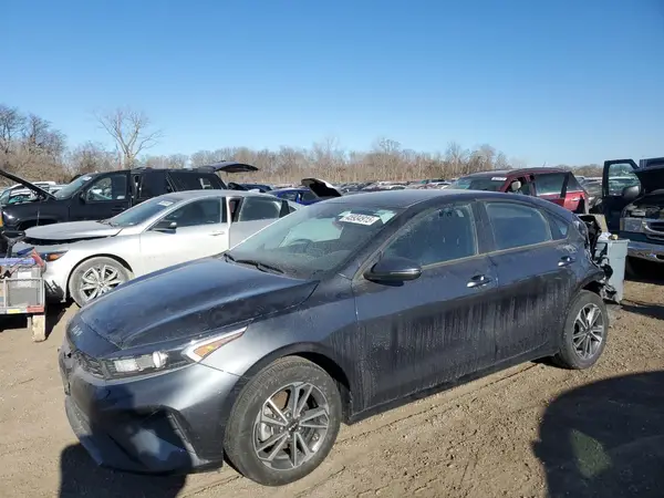 3KPF24ADXPE512749 2023 KIA FORTE - Image 1