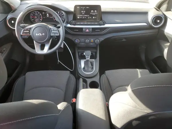 3KPF24ADXPE512749 2023 KIA FORTE - Image 8