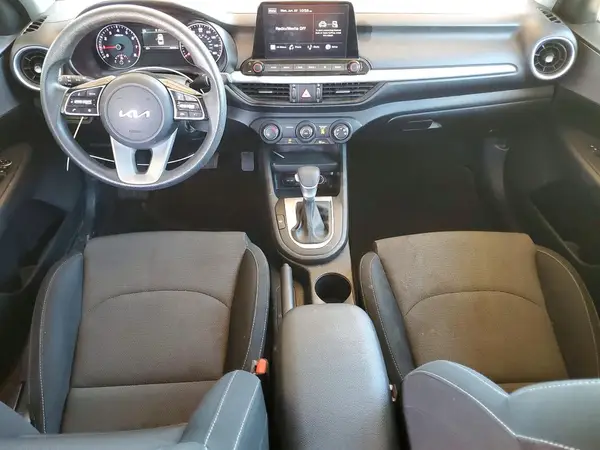 3KPF24ADXPE513173 2023 KIA FORTE - Image 8