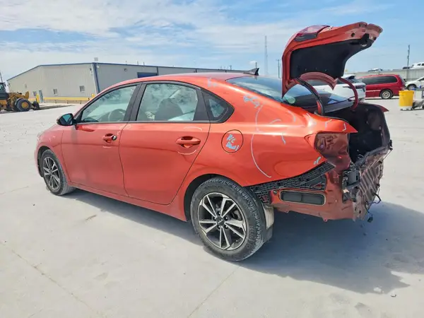 3KPF24ADXPE514601 2023 KIA FORTE - Image 2