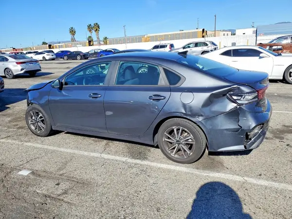 3KPF24ADXPE518762 2023 KIA FORTE - Image 2