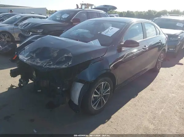 3KPF24ADXPE520124 2023 KIA FORTE - Image 2