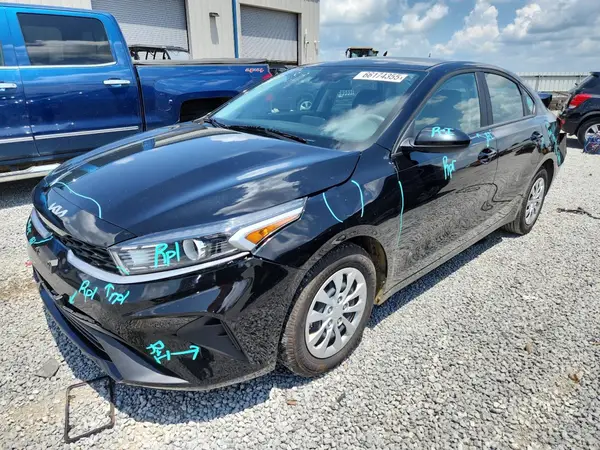 3KPF24ADXPE520690 2023 KIA FORTE - Image 1