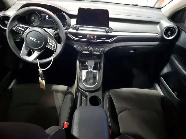 3KPF24ADXPE521581 2023 KIA FORTE - Image 8