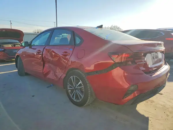 3KPF24ADXPE525209 2023 KIA FORTE - Image 2