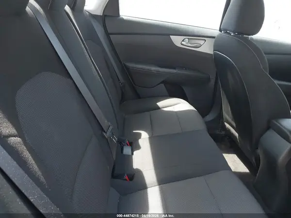 3KPF24ADXPE525498 2023 KIA FORTE - Image 8