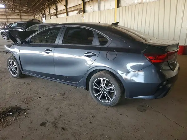 3KPF24ADXPE528787 2023 KIA FORTE - Image 2
