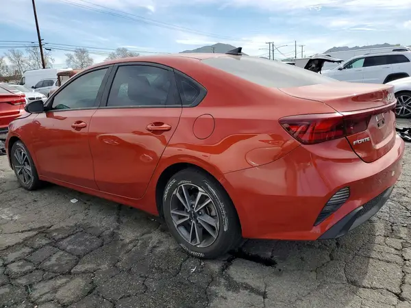 3KPF24ADXPE548893 2023 KIA FORTE - Image 2