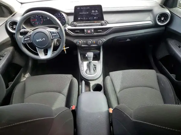 3KPF24ADXPE548893 2023 KIA FORTE - Image 8
