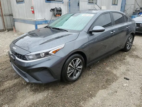 3KPF24ADXPE550482 2023 KIA FORTE - Image 1