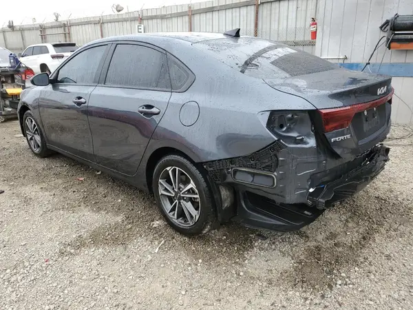 3KPF24ADXPE550482 2023 KIA FORTE - Image 2
