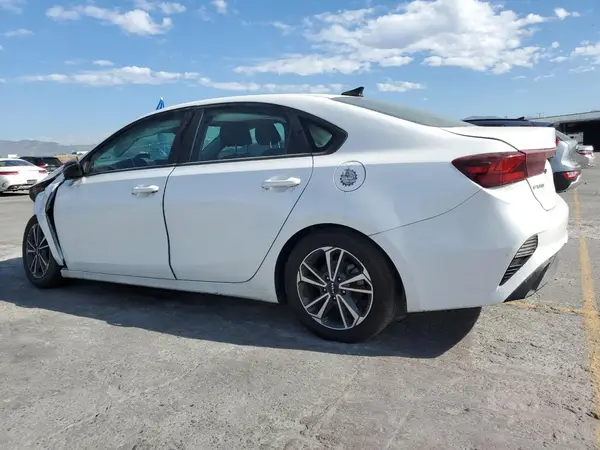 3KPF24ADXPE551003 2023 KIA FORTE - Image 2