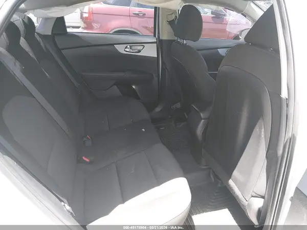 3KPF24ADXPE553673 2023 KIA FORTE - Image 8