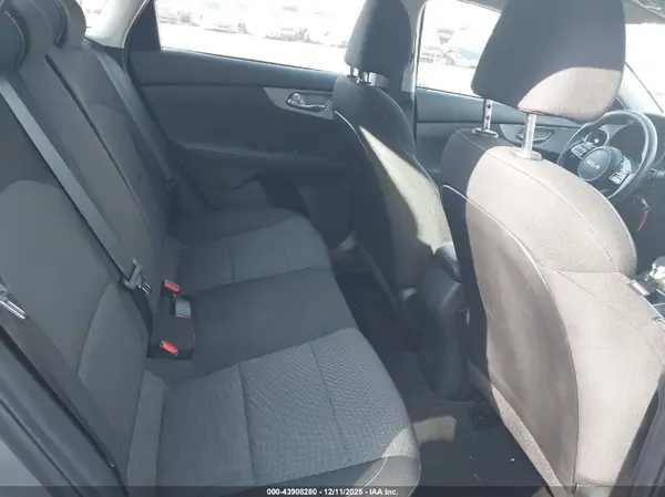 3KPF24ADXPE556797 2023 KIA FORTE - Image 8