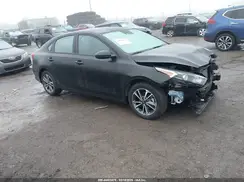 3KPF24ADXPE561952 2023 KIA FORTE