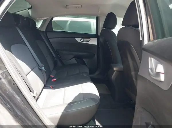 3KPF24ADXPE562003 2023 KIA FORTE - Image 8