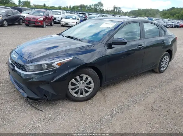 3KPF24ADXPE562017 2023 KIA FORTE - Image 2