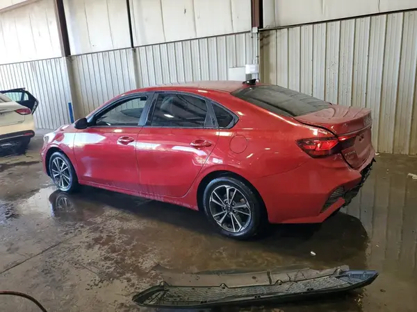 3KPF24ADXPE568917 2023 KIA FORTE - Image 2
