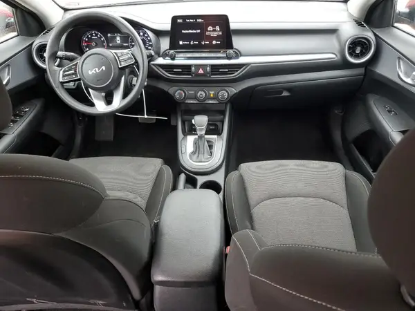 3KPF24ADXPE571090 2023 KIA FORTE - Image 8