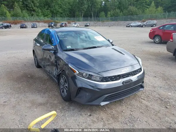 3KPF24ADXPE571185 2023 KIA FORTE - Image 1