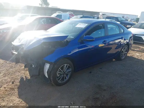 3KPF24ADXPE571378 2023 KIA FORTE - Image 2
